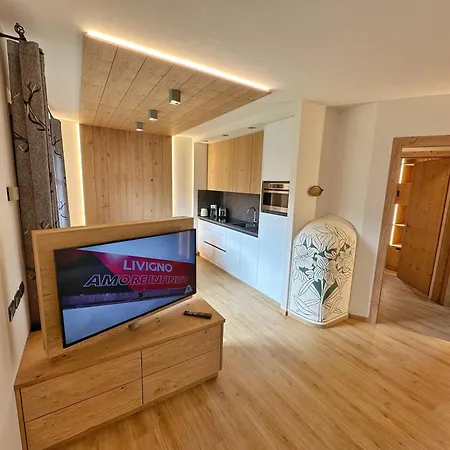Monteneve Apartment *