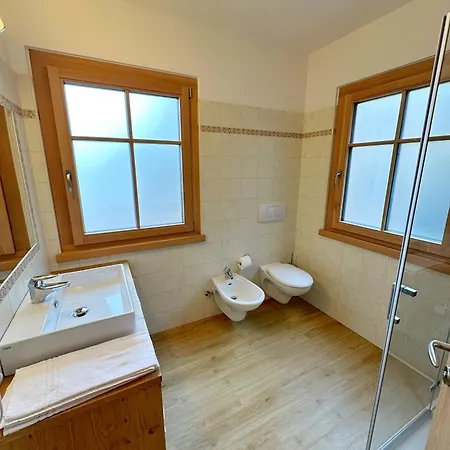 Monteneve Apartment *